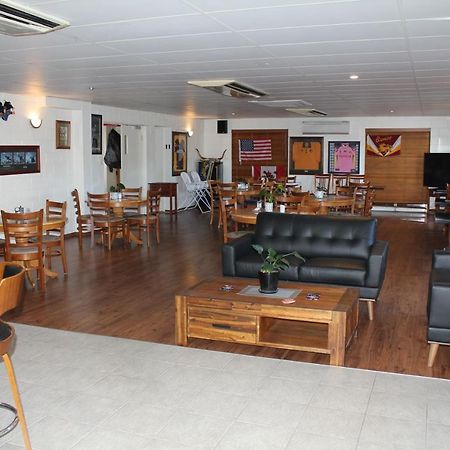 טאונסביל Colonial Rose Motel מראה חיצוני תמונה