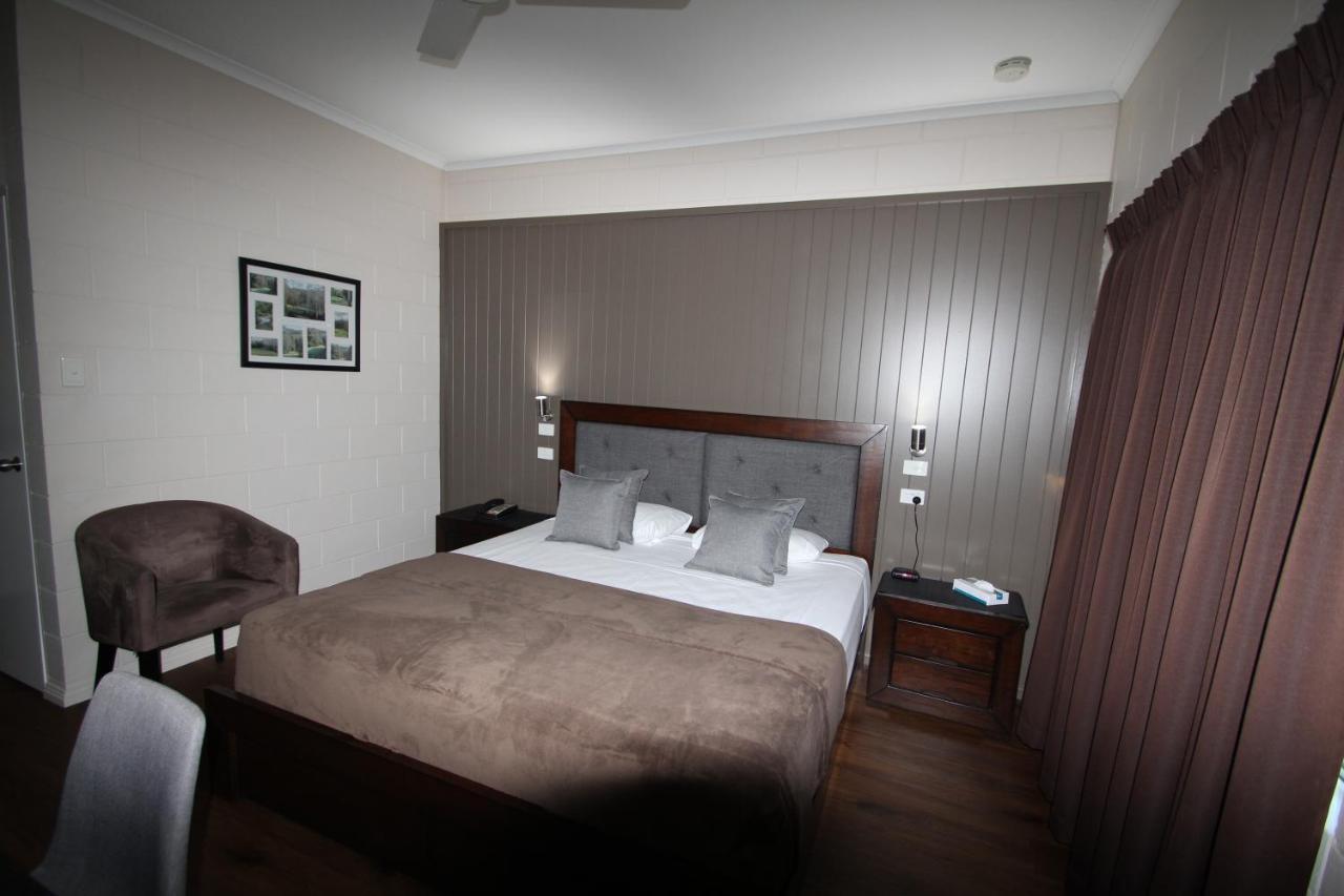 טאונסביל Colonial Rose Motel מראה חיצוני תמונה